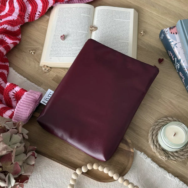 VALENTÍNSKY BALÍK 🇬🇧 (Balík obsahuje: knihu + Obal na zips + elegantná záložka + malé valentínske prekvapenia) LIMITKA!